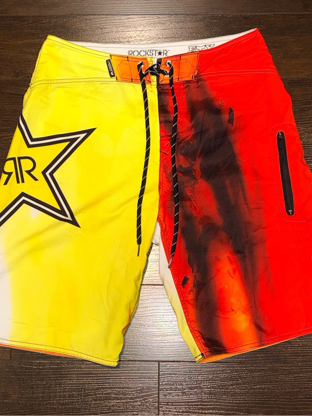 FOX x ROCKSTAR Energy Board Shorts Men's 31 Yellow Red Swim Trunks Beach Graphic